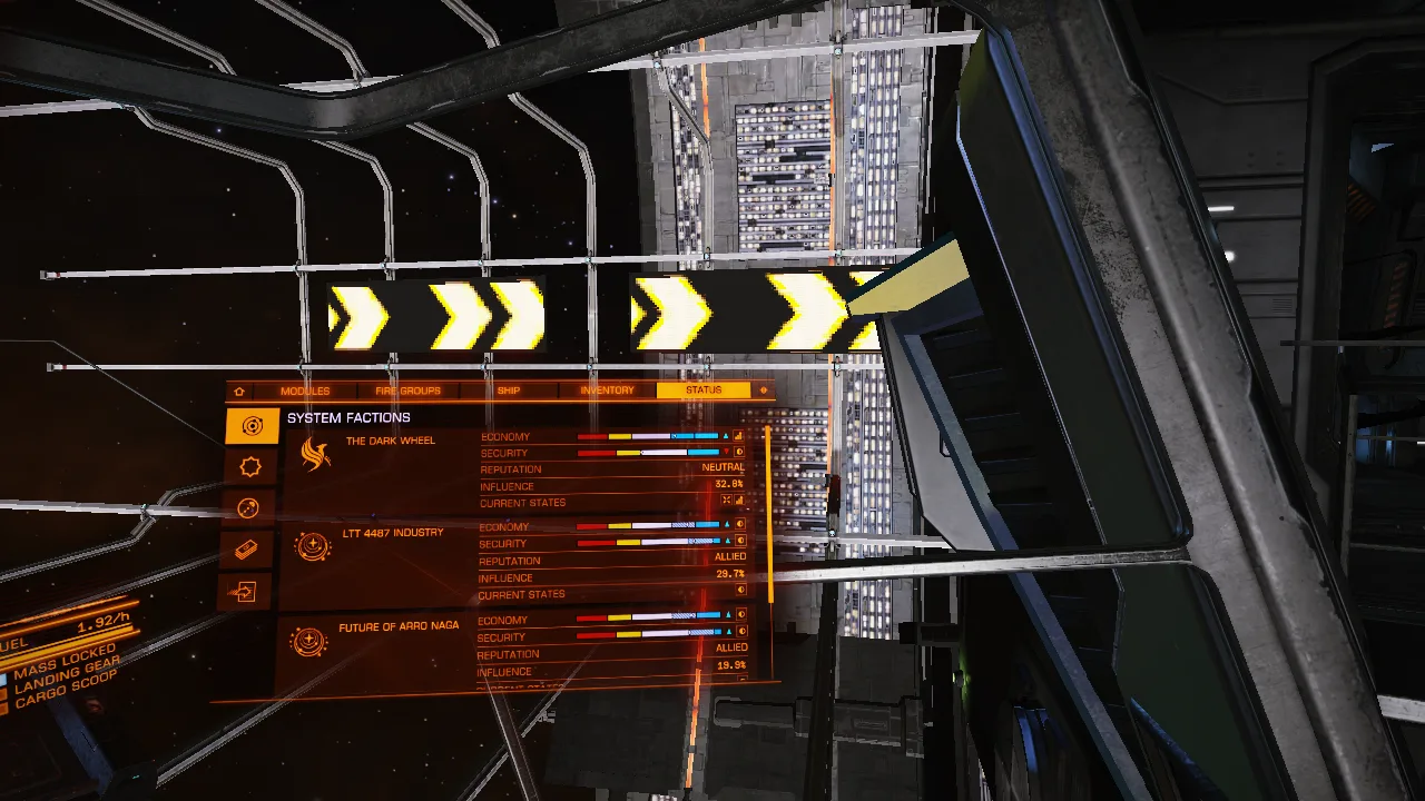 game_screens_space_sims_elite_dangerous_type_10_defender_velmi_stara_galerie_0005
