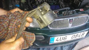 moje_konicky_automobily_rover_416si_oprava_motoru_0026