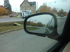 moje_konicky_automobily_rover_416si_rover_ve_dne_0019
