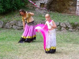 moje_konicky_serm_nepomuk_2014_druhy_vikend_bellydance_0004